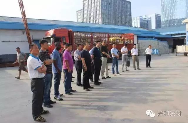 龙游|记事|湖北省住建厅、设计院领导及专家一行 莅临星河集团参观指导